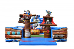 Jeu gonflable Moussaillons pour enfants décor de bateau pirate avec voiles et canons